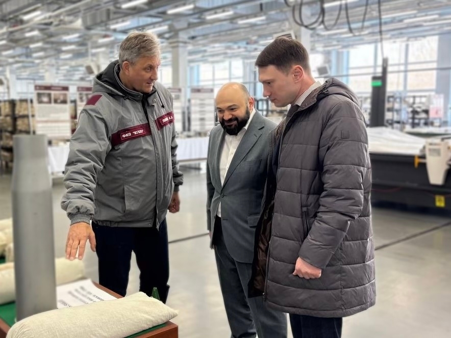 Сегодня вместе с коллегой, депутатом Государственной Думы Русланом Гаджиевым, посетили Казанский пороховой завод.